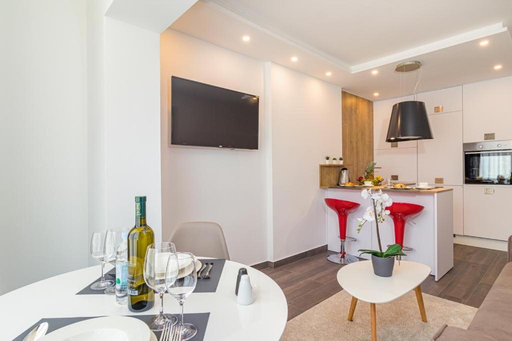 N&G New Apartment Stoja Beach Pula Bagian luar foto